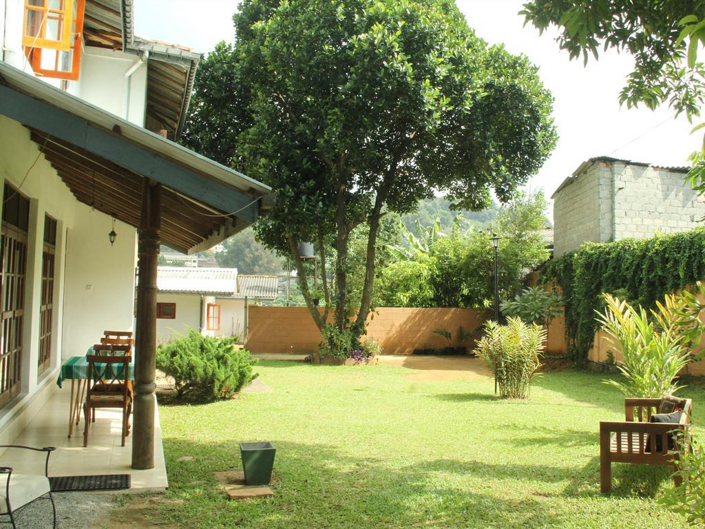 Homestay Garden Rest Kandy Extérieur photo